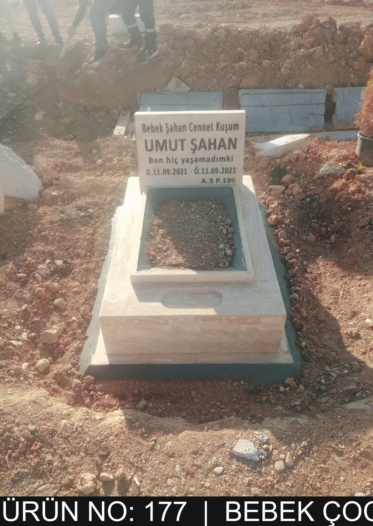Bebek Mezar Taşı - Melek
